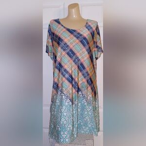 NWOT Size 3XL Colorful Plaid and Patterned Short Sleeve Dress